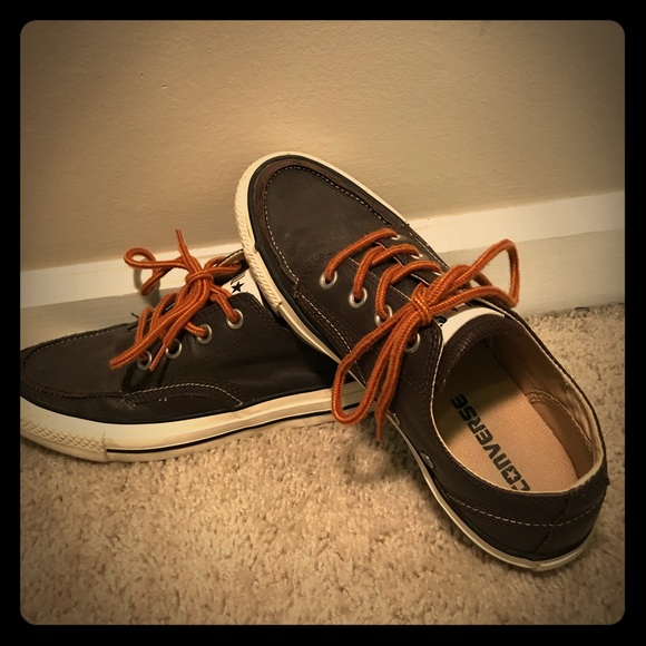 dark brown converse